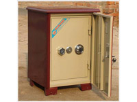 �����ͱ��չ�